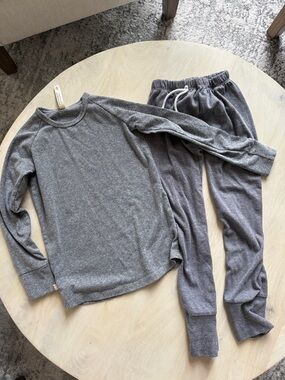 GUC CHILDHOODS CLOTHING Gray Sleep / Loungewear Set SZ 8/9